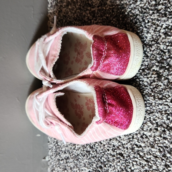 Wonder Nation Slip On Tennis Shoes - Picture 3 of 5